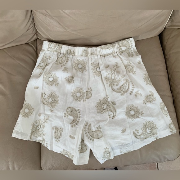 JOHNNY WAS Maxine Walker Embroidered Paisley Shorts - Picture 12 of 14